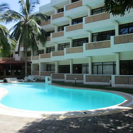 Indiana Beach Apartments Bamburi Esterno foto