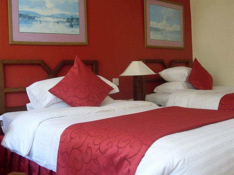 Indiana Beach Apartments Bamburi Esterno foto