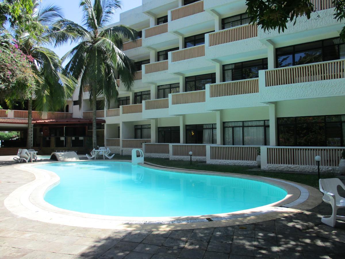 Indiana Beach Apartments Bamburi Esterno foto